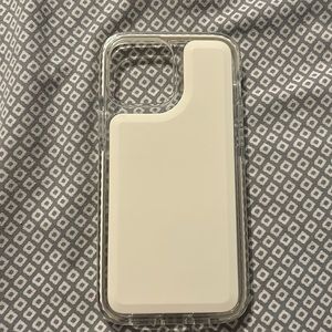 Brand new , cute crème colored iPhone 13 Pro Max case. Super cute never worn